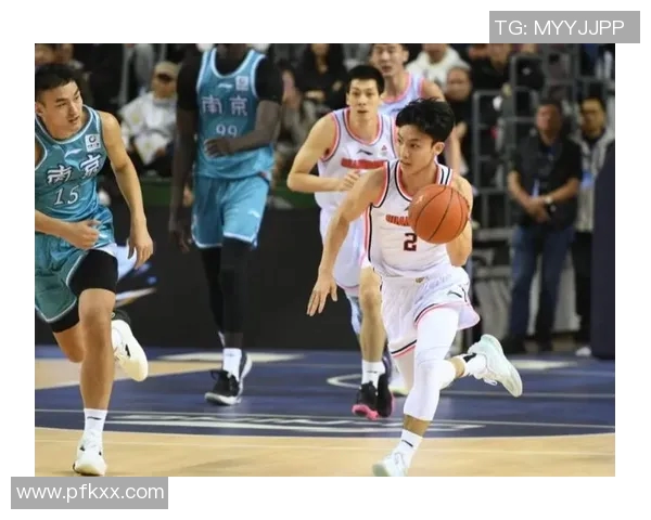 约翰-埃格伯努暂时复出，广东男篮连胜开启季后赛之旅